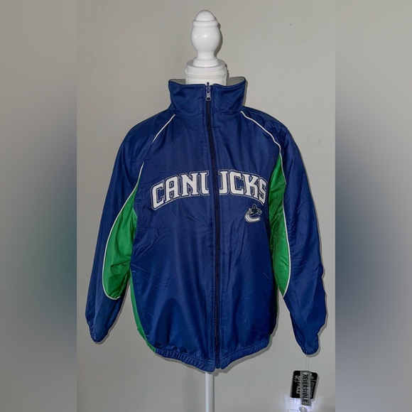 Reversible NHL Reebok Canucks jacket. Size large. - Picture 4 of 6